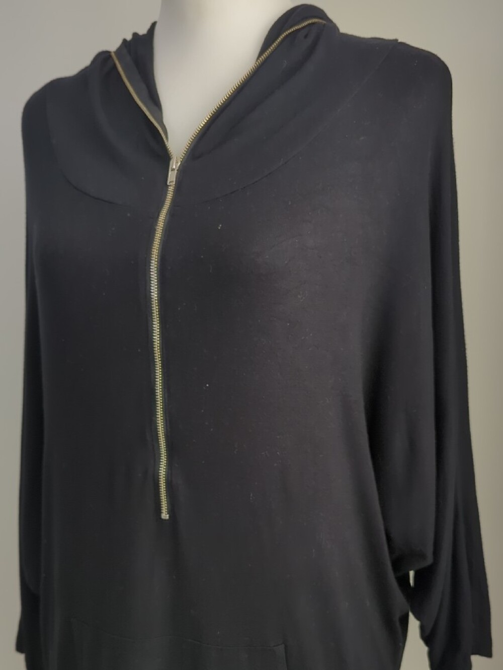 Love Culture Lightweight Black Oversized Hooded Batwing Half-Zip Tunic LARGE - Picture 4 of 15